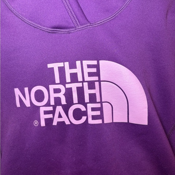 The North Face - Outdoor Athletic Women's  Purple Cozy Warm Hoodie in Size L - Picture 5 of 7